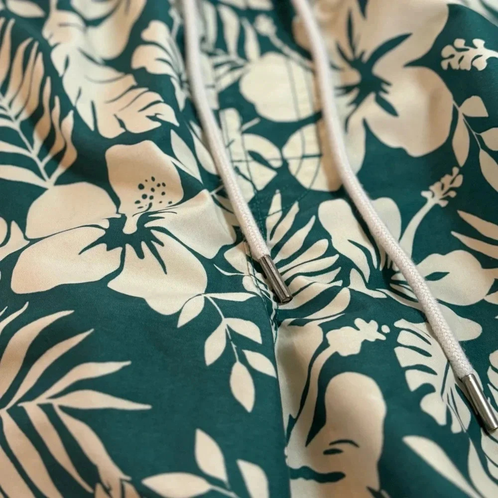 American Eagle AE 5" Floral Swim Trunk, Men’s Size M. Green and White with ties. - Picture 7 of 9